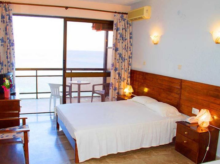 Отель Corfu Maris
