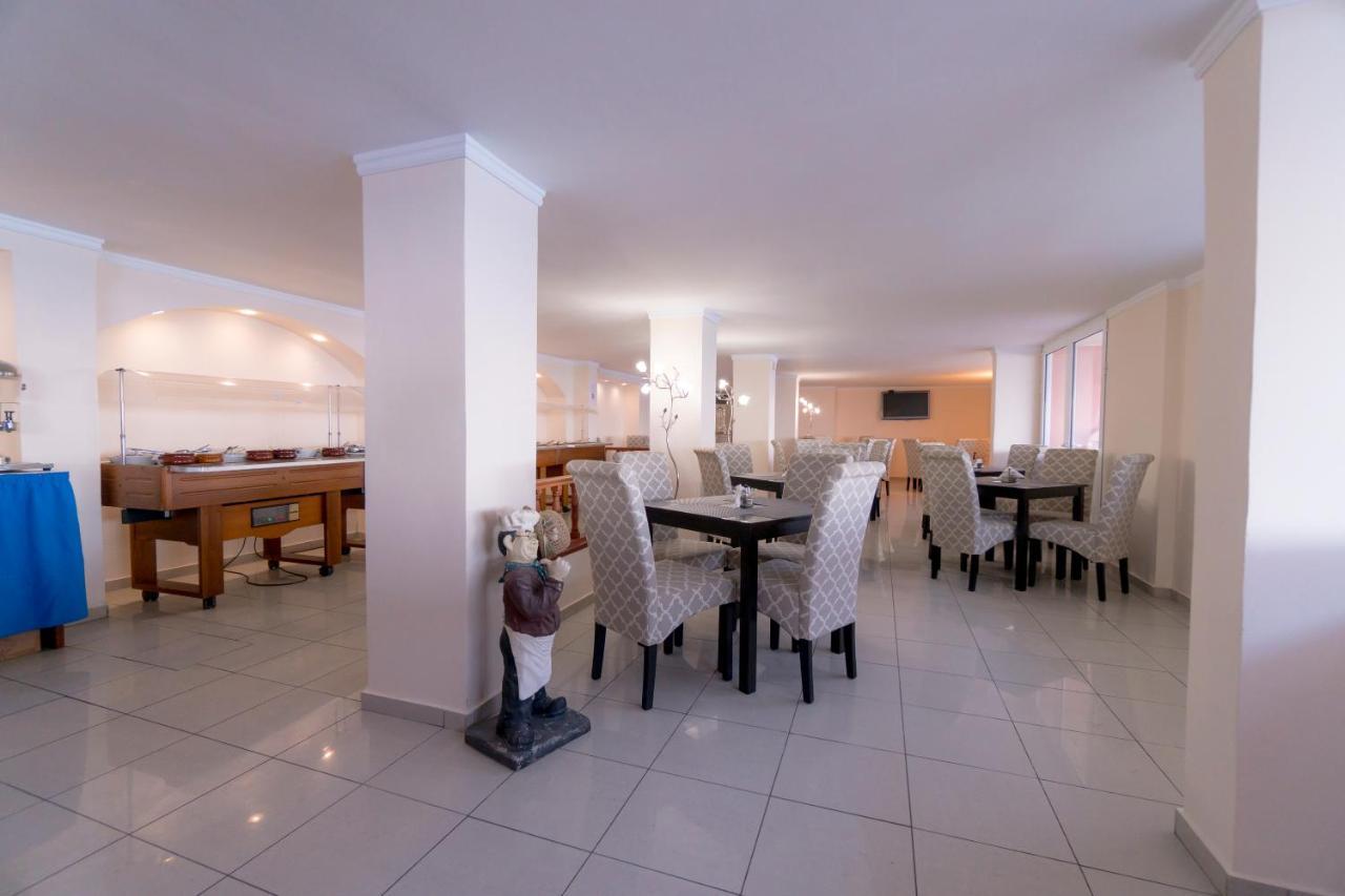 Corfu Maris 4*