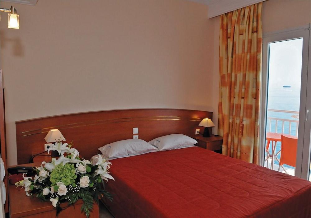 Hotel Corfu Maris