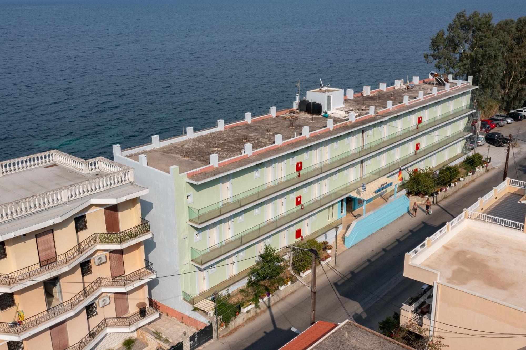 Corfu Maris 4*